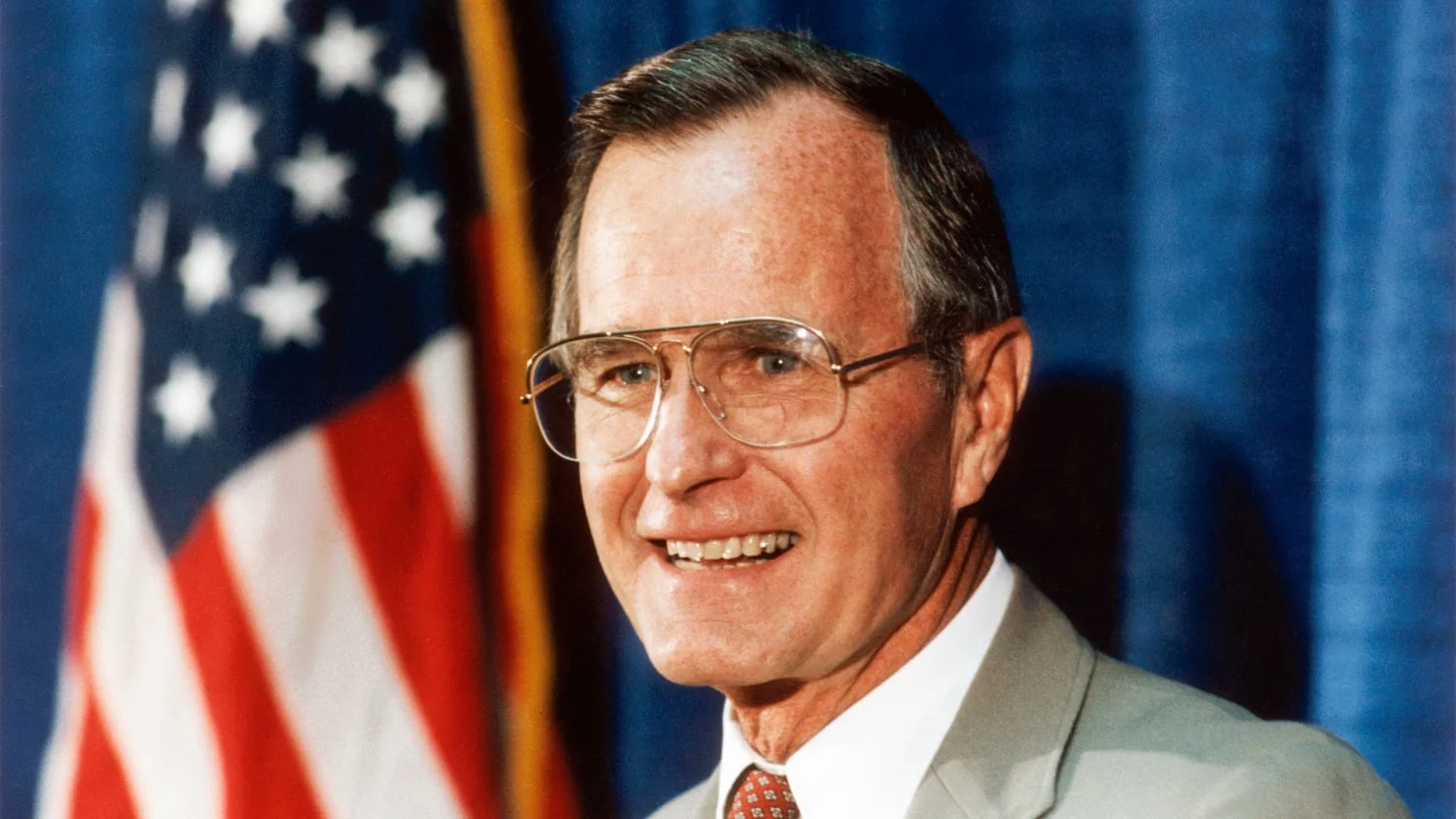 George H. W. Bush kimdir?