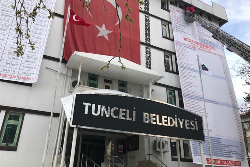 Tunceli Belediyesi’nin tabelasında Dersim yazacak