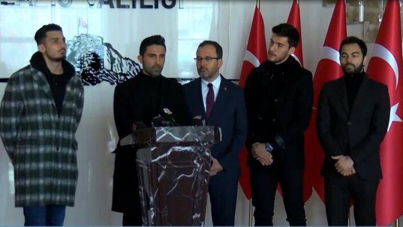 Bakan Kasapoğlu ve futbolcular Elazığ'da