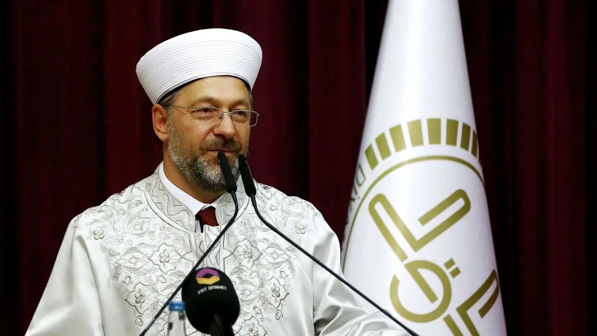 Diyanet İşleri Başkanı Erbaş: Sigaraya haram diyoruz ama delillerimiz var