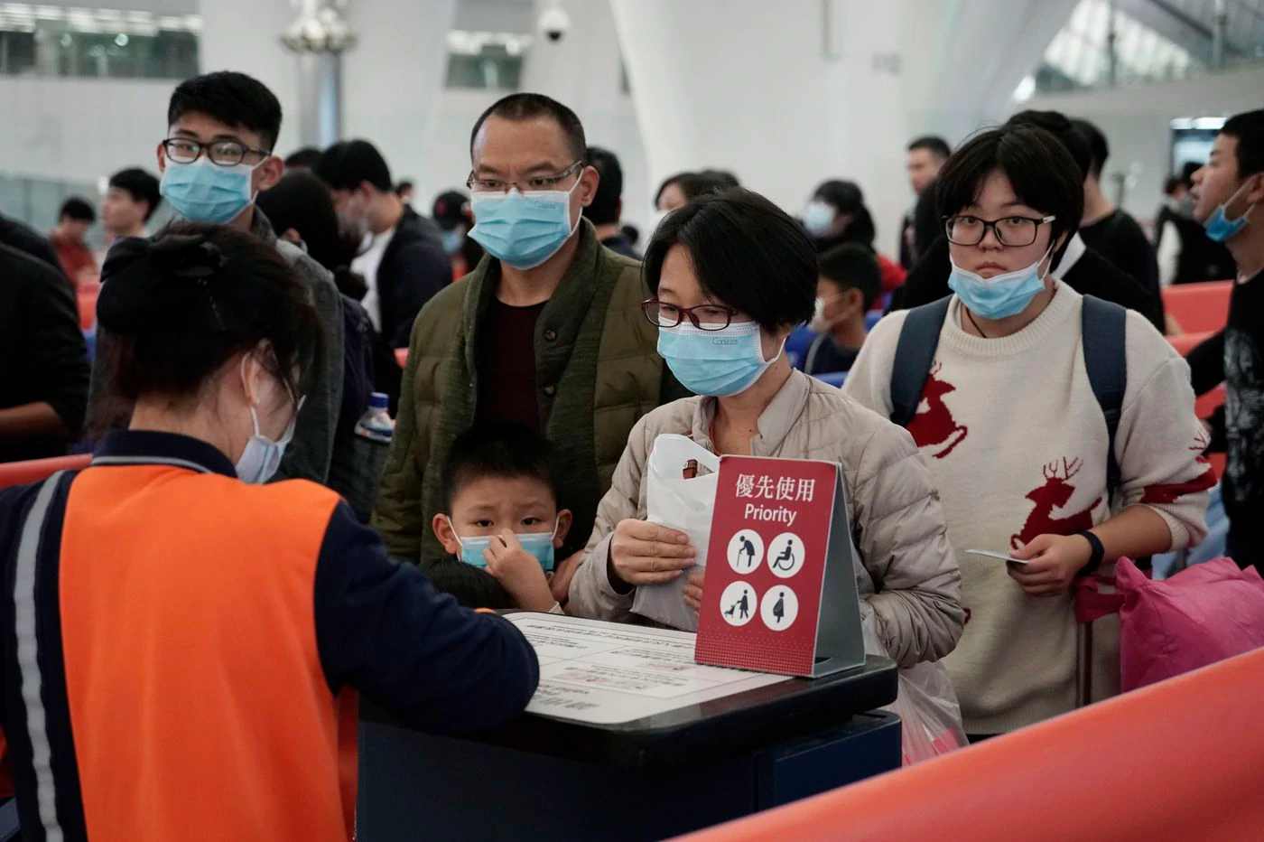 Güney Kore koronavirüse savaş açtı