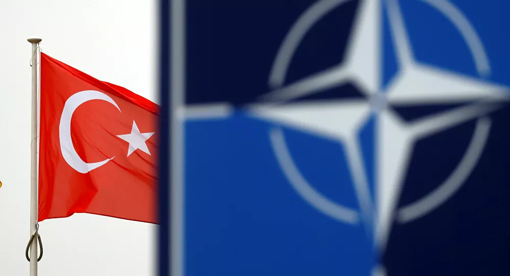 Yunanistan'dan NATO'nun Türkiye'ye askeri desteğine 'göçmen' şartı