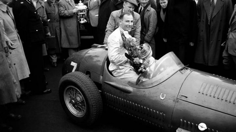 Efsane Formula 1 pilotu Sir Stirling Moss hayatını kaybetti