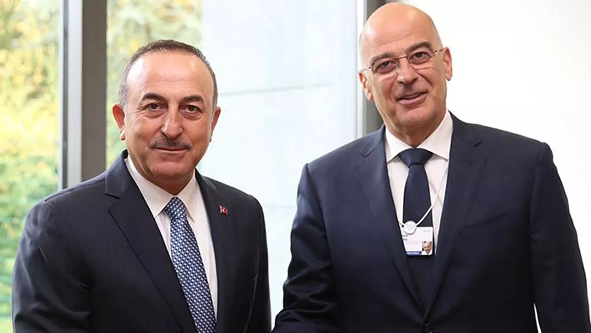 Çavuşoğlu'ndan Yunan mevkidaşına: Bari insani konuları siyasete alet etmeyin