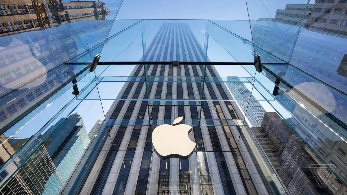 Apple ABD'de bu hafta 100 mağazayı daha açıyor