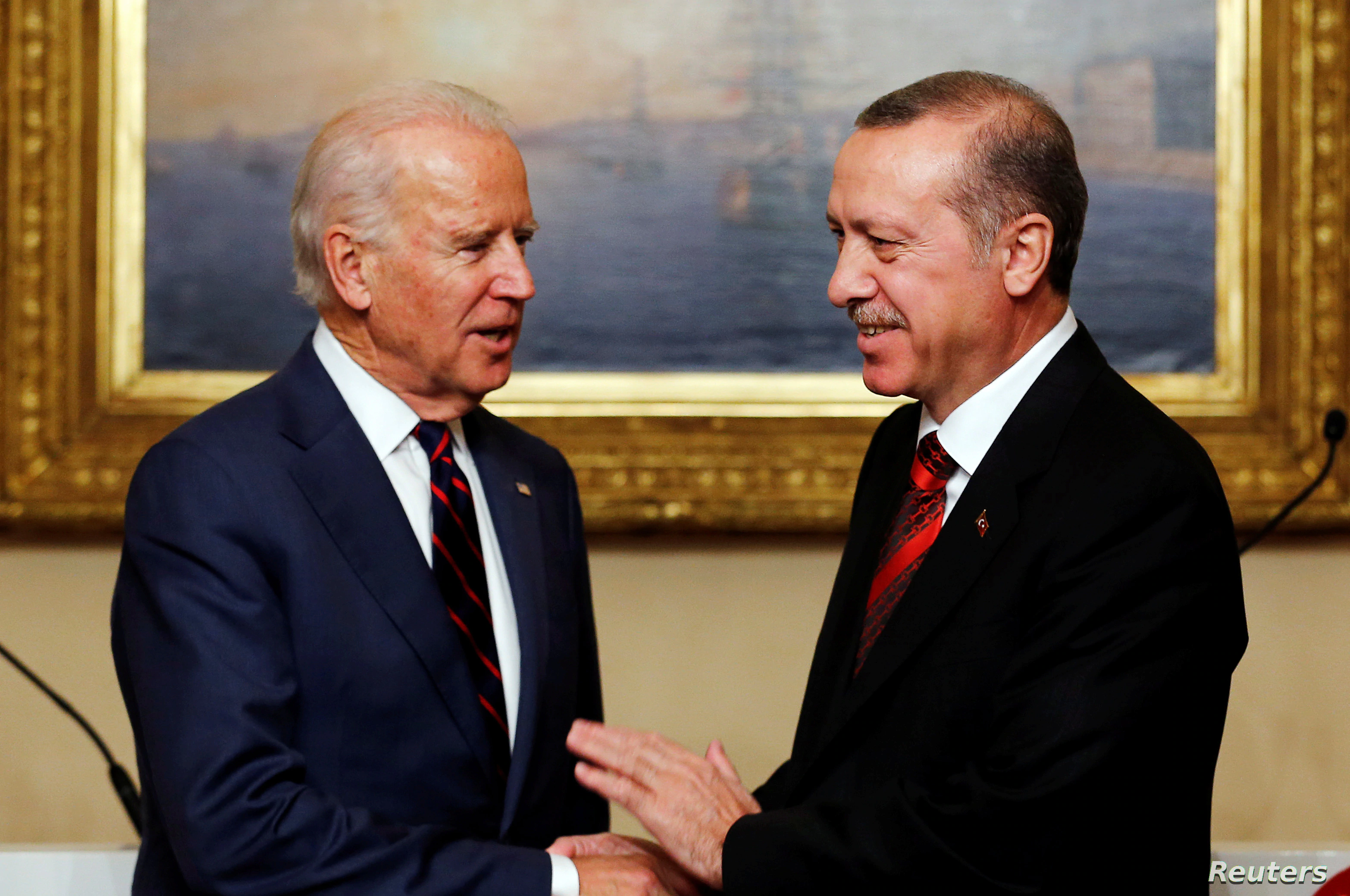 Ahmet Takan'dan, Erdoğan'ın 'yeni anayasa' çıkışı ile ilgili çarpıcı yazı: Biden'dan telefon bekliyor