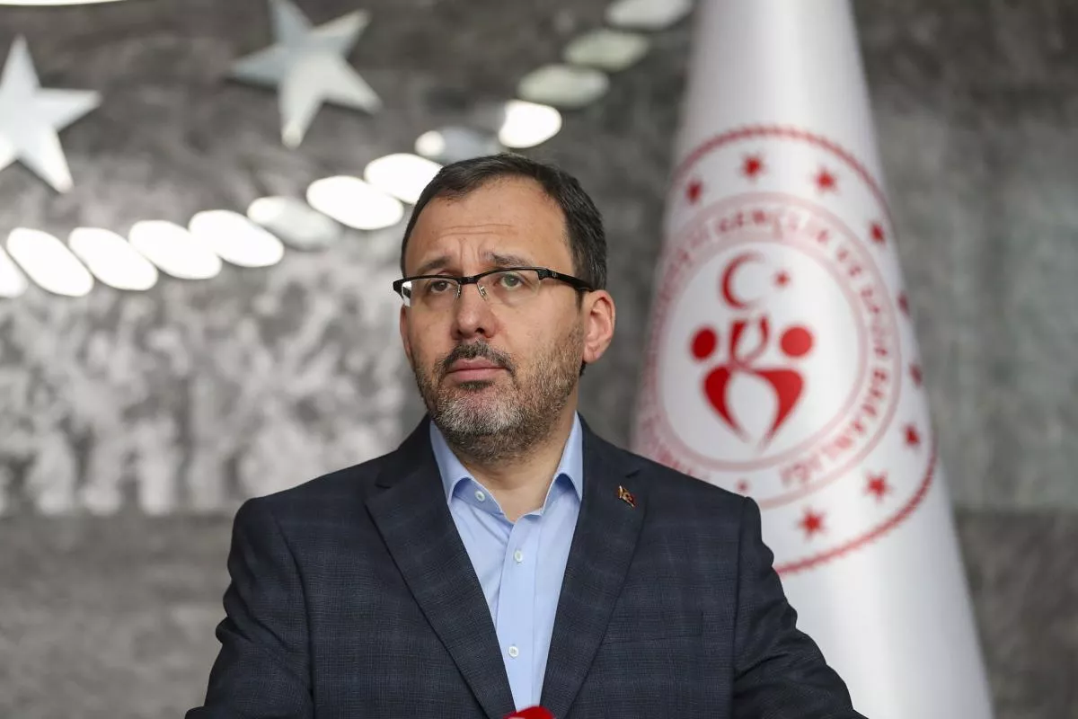 Gençlik ve Spor Bakanı Kasapoğlu, normalleşme takvimini açıkladı