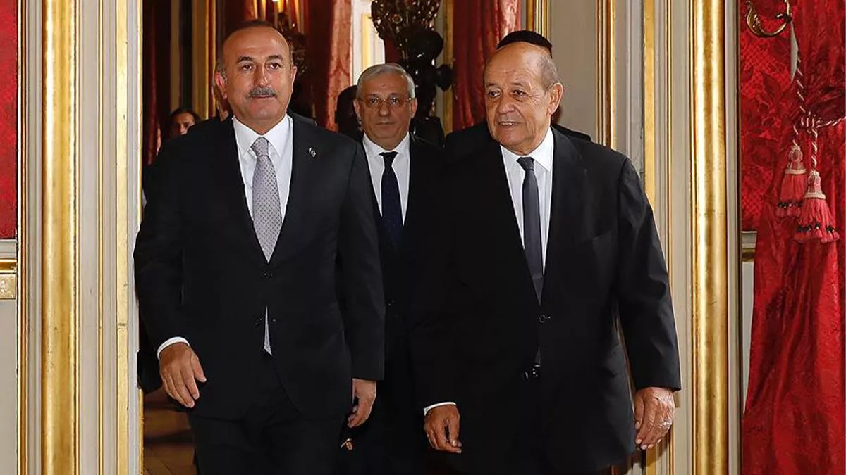 Mevlüt Çavuşoğlu ve Fransız Mevkidaşı Drian'dan kritik görüşme!