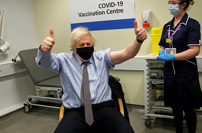 Boris Johnson, AstraZeneca aşısı oldu: Çok hızlıydı, hiçbir şey hissetmedim