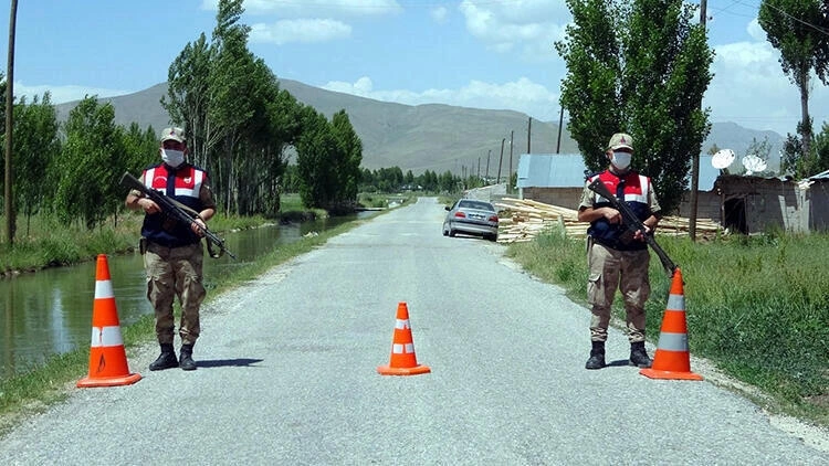 Balıkesir'de 2 kırsal mahalle karantinaya alındı