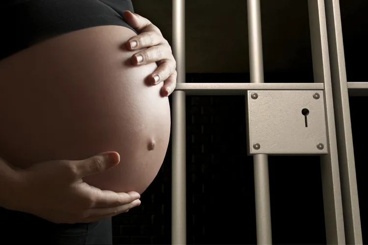 Birleşik Arap Emirlikleri’nde 'evlilik dışı hamilelik' kararı: Önemli bir adım atıldı