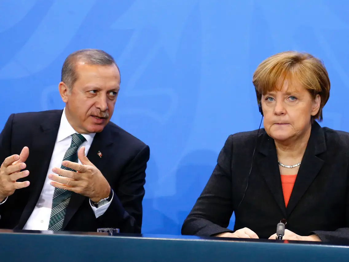 Erdoğan ile Merkel arasında diplomasi atağı: İşte öne çıkan başlık...