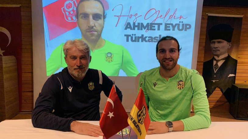 Yeni Malatyaspor Ahmet Eyüp Türkaslan'ı renklerine bağladı