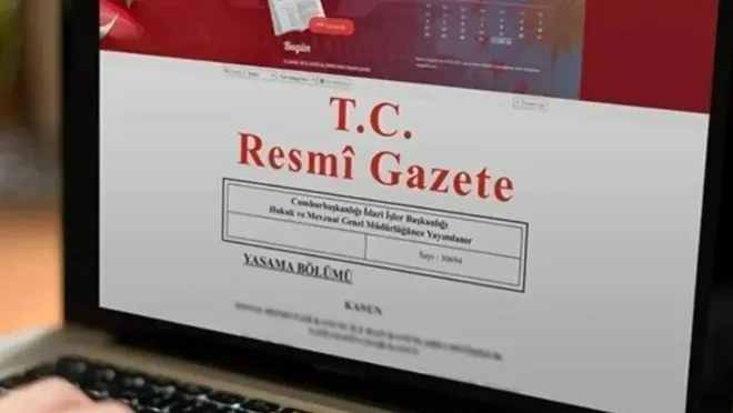 Hacettepe Üniversitesi’nden ‘nü model’ ilanı