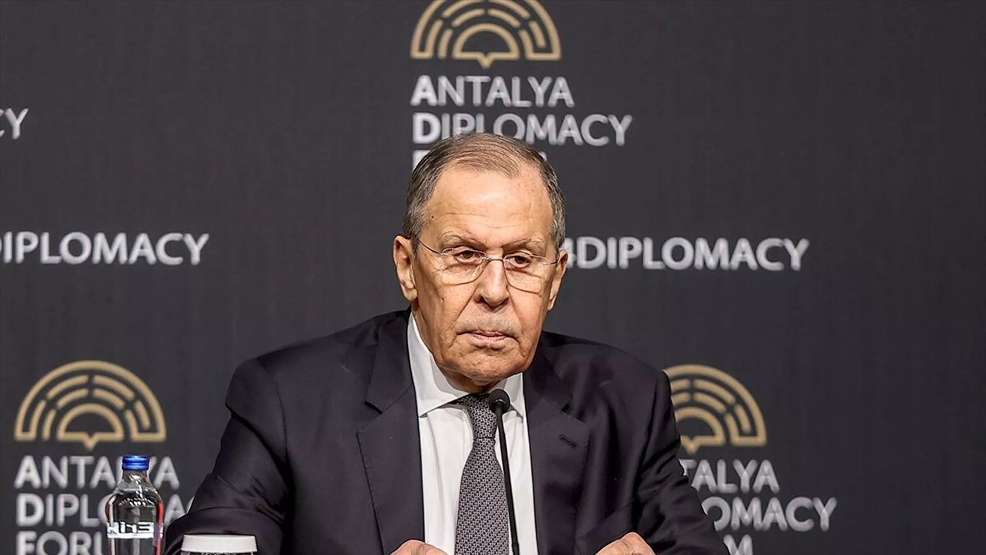 Antalya'daki zirve sonrası Lavrov: Ukrayna tarafı buluşmak için buluşuyor, kameralara oynuyor