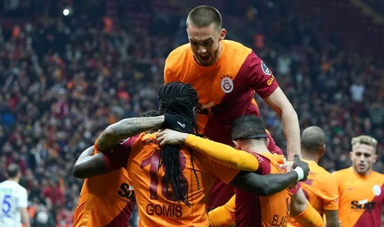 Galatasaray-Barcelona maçının ilk 11'leri belli oldu