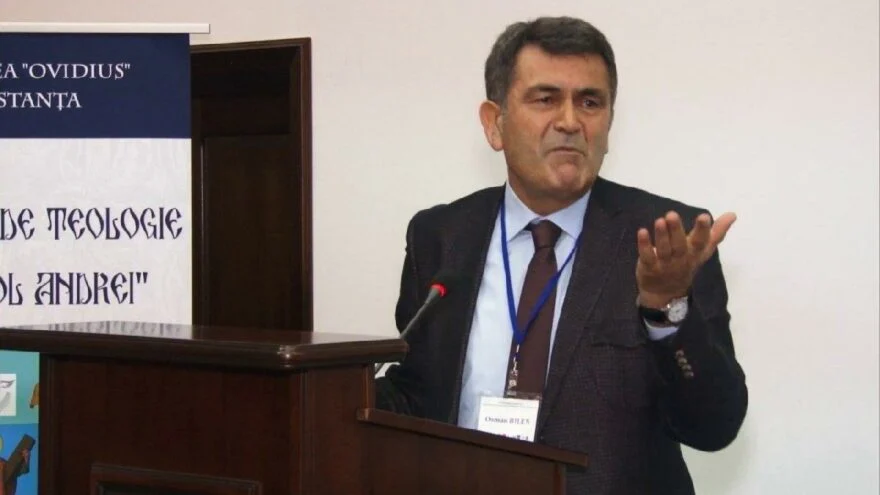 Eski AKP milletvekilinin Rektör olduğu üniversitede 22 koltuklu dekan