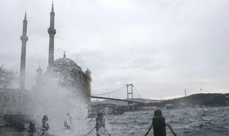İstanbullular dikkat: AKOM fırtınaya karşı uyardı, tedbir alınmasını istedi