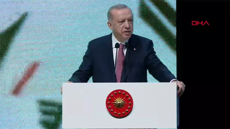 Erdoğan: Yüzümüze tokat atana, ayağımıza çelme takana, haysiyetimize saldırana eyvallah edecek değiliz