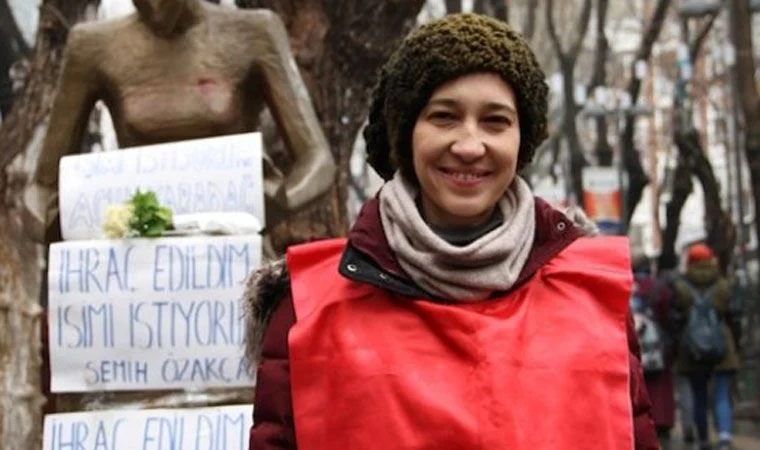 KHK ile ihraç edilen akademisyen Nuriye Gülmen'e hapis cezası