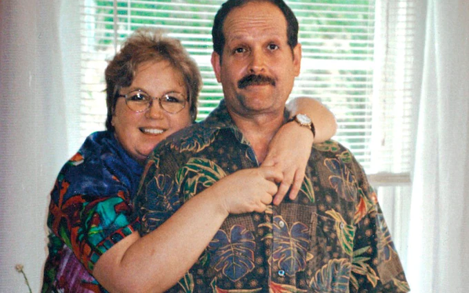 'Kocanı Nasıl Öldürürsün' kitabının yazarı, kocasını öldürmekten suçlu bulundu