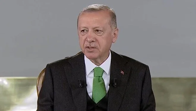 Erdoğan: Hem suluda, hem sigarada vergileri devamlı artırıyoruz; aç sefil geziyor, rakıyı, birayı almaktan geri durmuyorlar