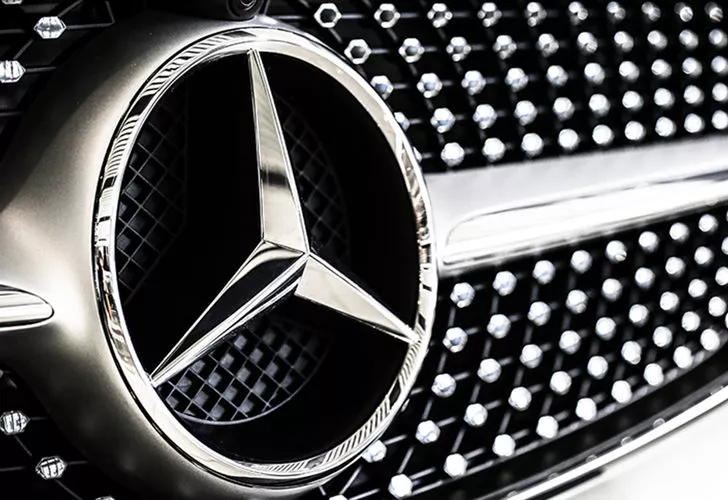 Mercedes 1 milyon aracını geri çağıracak: 'Ayak freni çalışamaz duruma gelebilir'