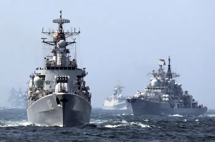 Uzak Asya'da gerilim: Çin'in güvenlik gemileri, Japon kara sularına girdi