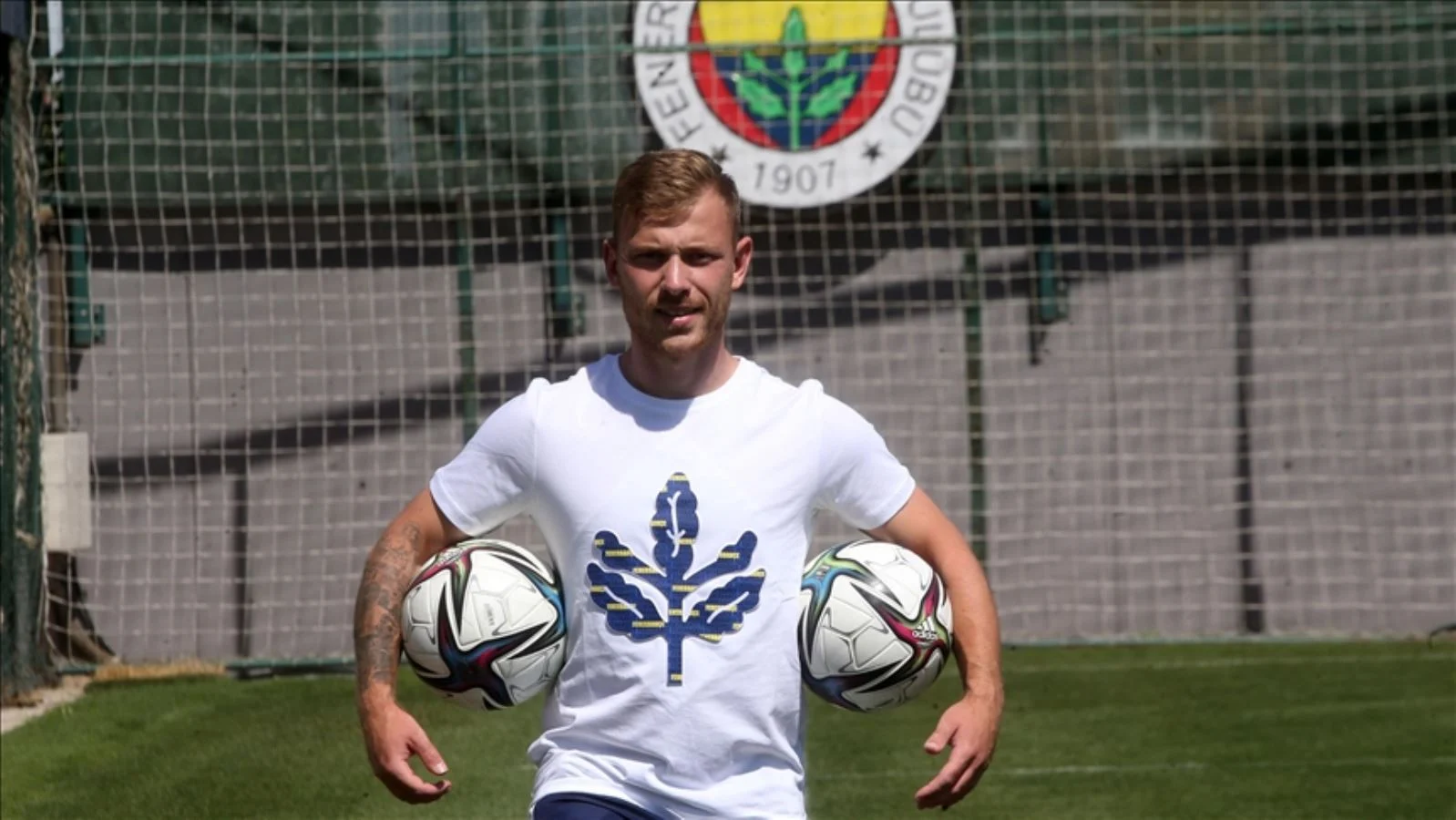 Fenerbahçe'de ayrılık: Max Meyer'in sözleşmesi feshedildi