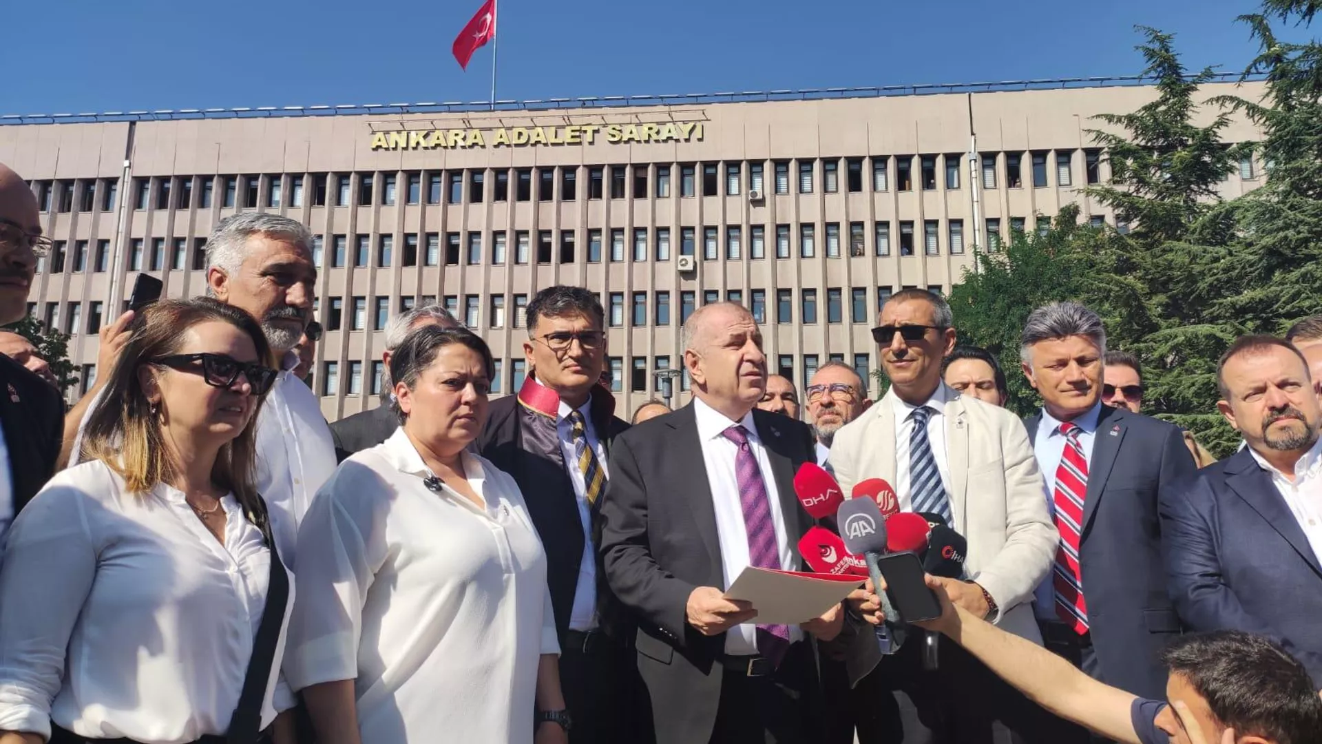 Sedat Peker gündeme getirmişti: Ümit Özdağ'dan Taşkesenlioğlu hakkında suç duyurusu