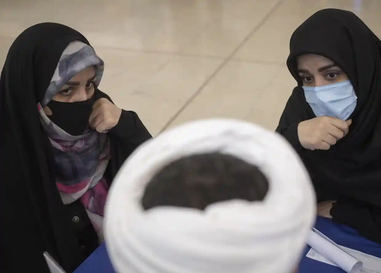 Gözetleme teknolojisinin yeni kurbanı İranlı kadınlar: Başörtüsünü denetlemek için kullanılacak