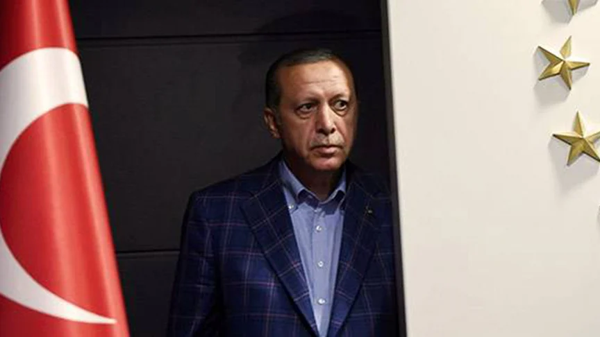 Son anketten Erdoğan'a kötü haber: Kılıçdaroğlu, İmamoğlu ve Yavaş'ın gerisinde kaldı