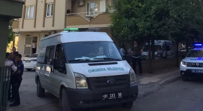 Çocukları silah sesine koştu: 41 yaşındaki hakim kanlar içinde bulundu