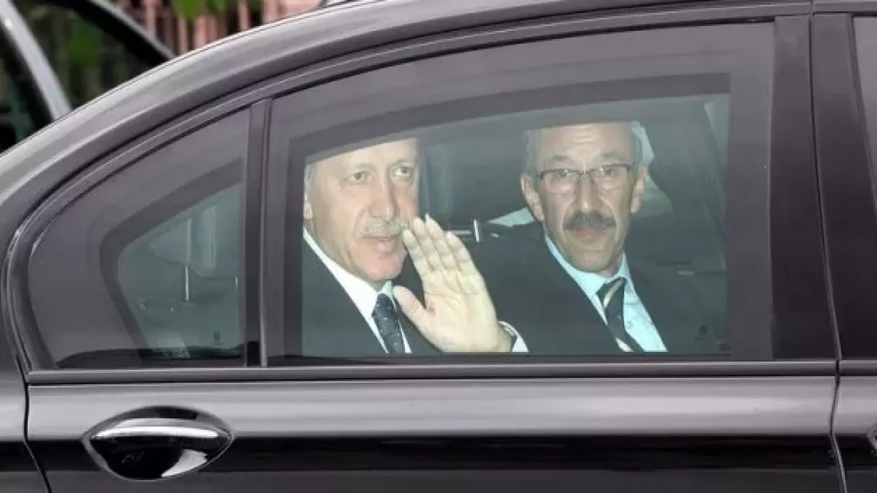 Erdoğan'ın ilk metin yazarından 'mirasyedi beceriksizler' çıkışı